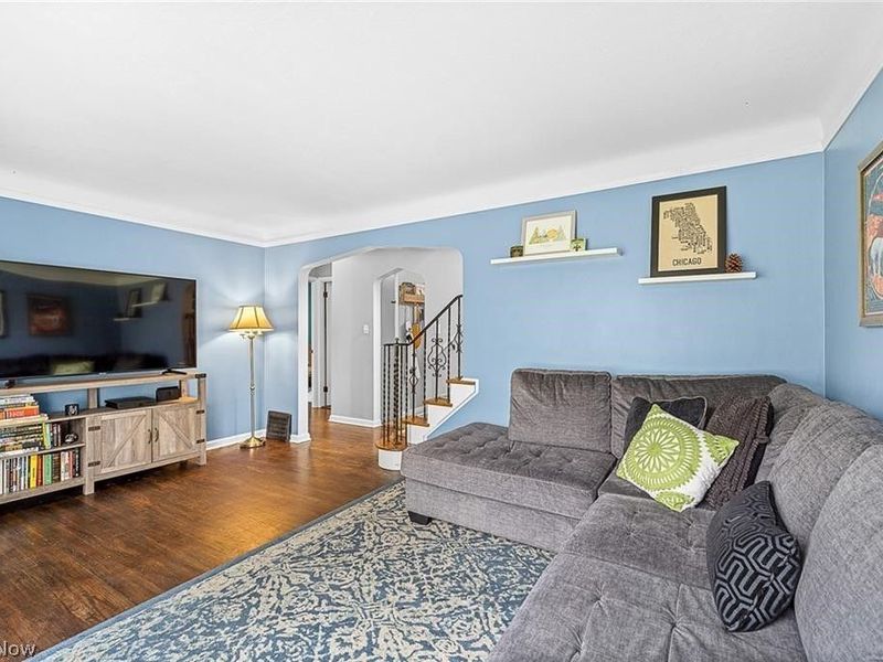 1331 Genesee Avenue, Mayfield Heights, OH 44124 Photo 8