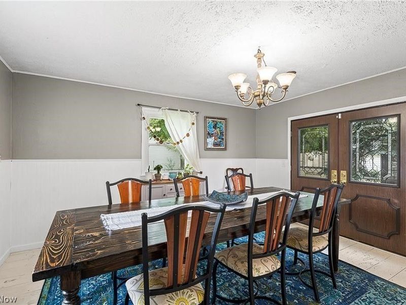 1331 Genesee Avenue, Mayfield Heights, OH 44124 Photo 9