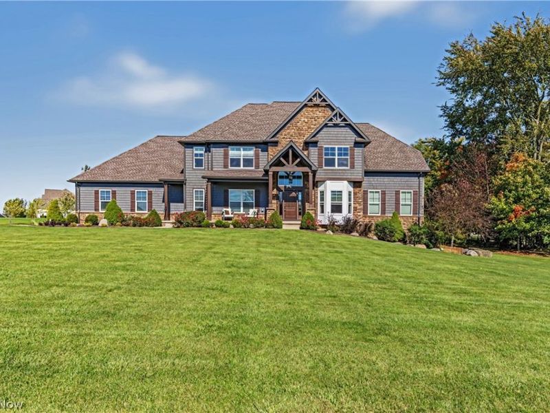 2281 Heights Drive, Wadsworth, OH 44281 Photo 2