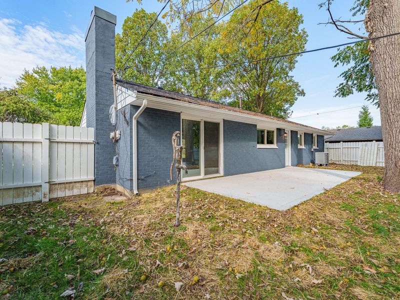 504 Kennison Avenue, New Carlisle, OH 45344 Photo 7