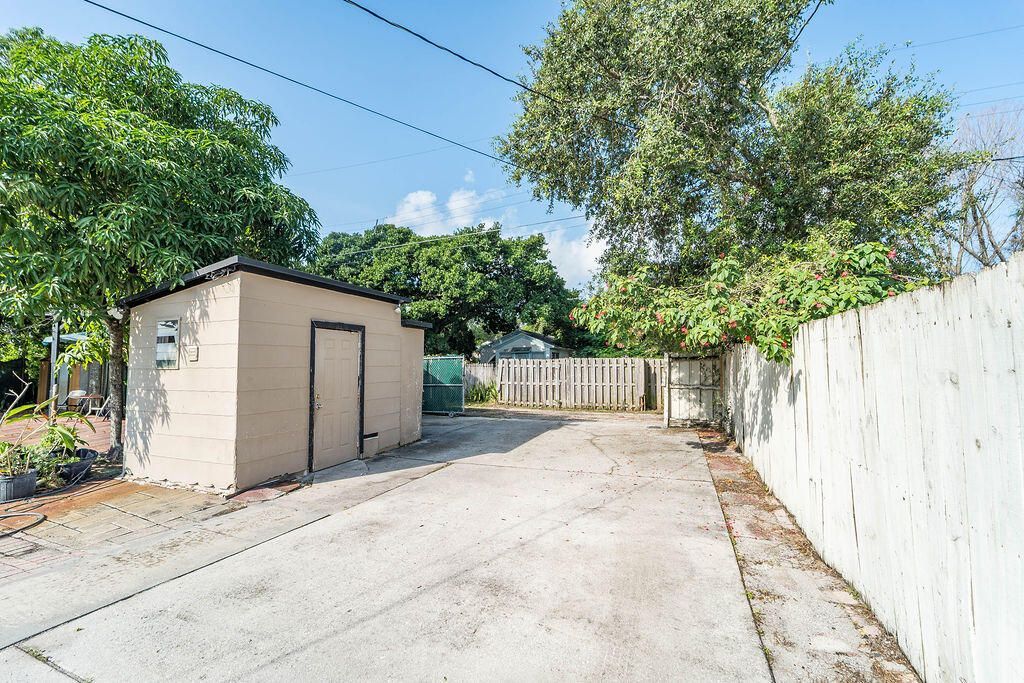 223 N F Street, Lake Worth Beach, FL 33460 Photo