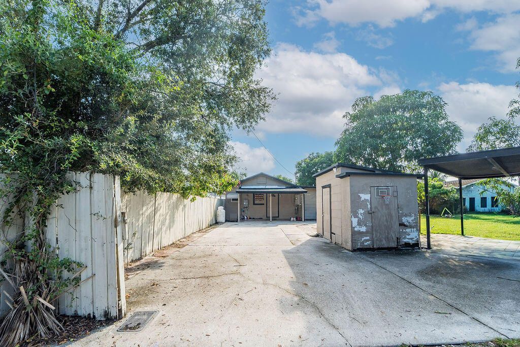 223 N F Street, Lake Worth Beach, FL 33460 Photo