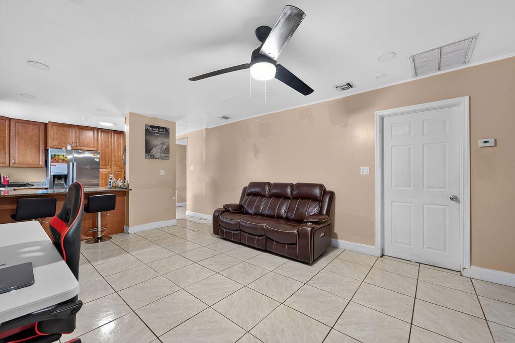 223 N F Street, Lake Worth Beach, FL 33460 Photo