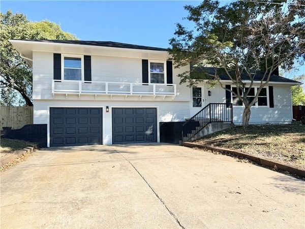 805 Pike Street, Butler, MO 64730