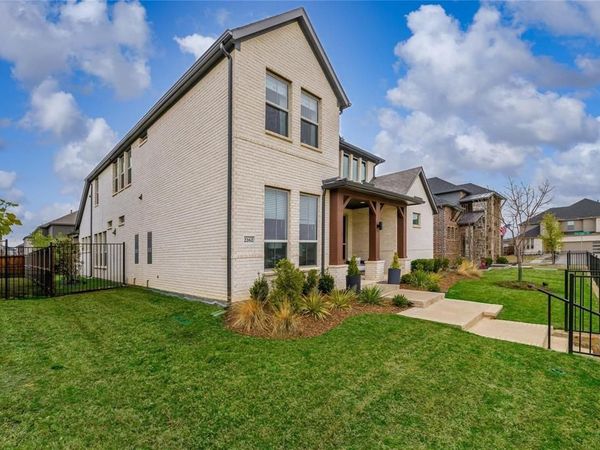 2262 Poppyvine Road, Frisco, TX 75033