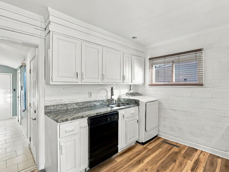 2222 Century Drive, Columbus, OH 43211 Photo 14