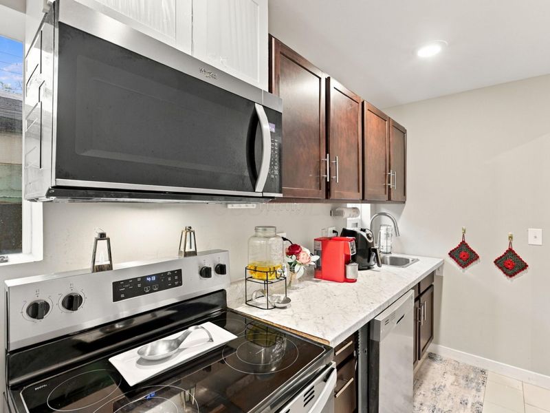 2222 Century Drive, Columbus, OH 43211 Photo 19