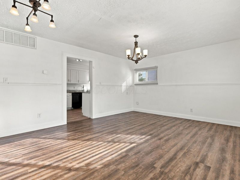 2222 Century Drive, Columbus, OH 43211 Photo 7
