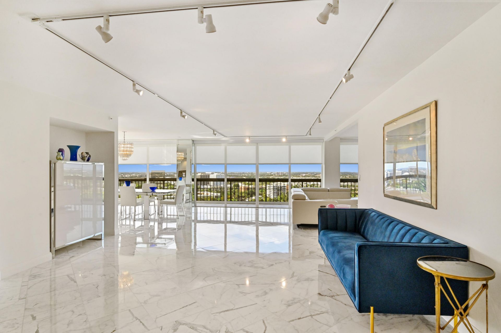 1900 Consulate Place, Unit 1704, West Palm Beach, FL 33401 Photo