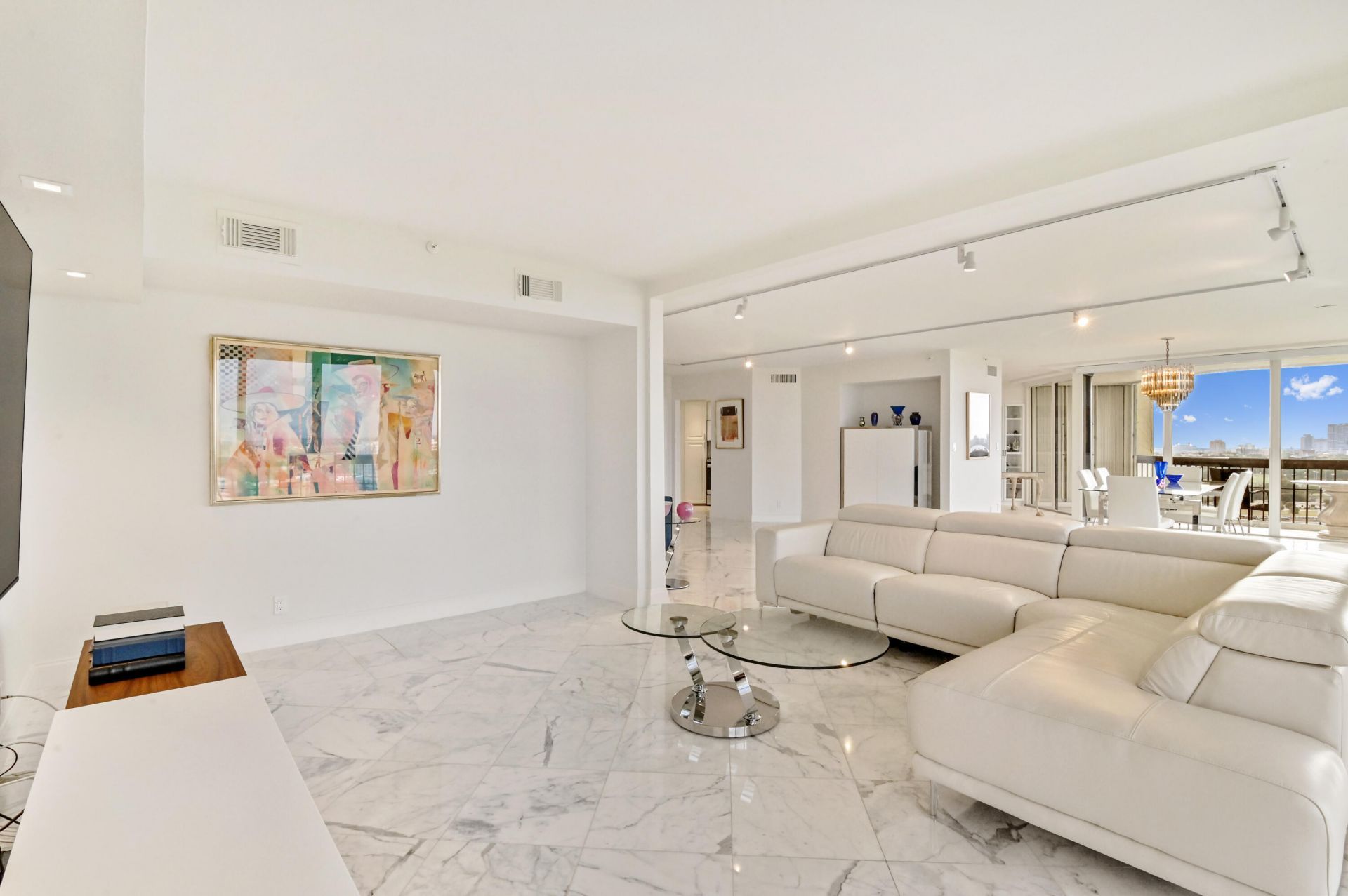 1900 Consulate Place, Unit 1704, West Palm Beach, FL 33401 Photo
