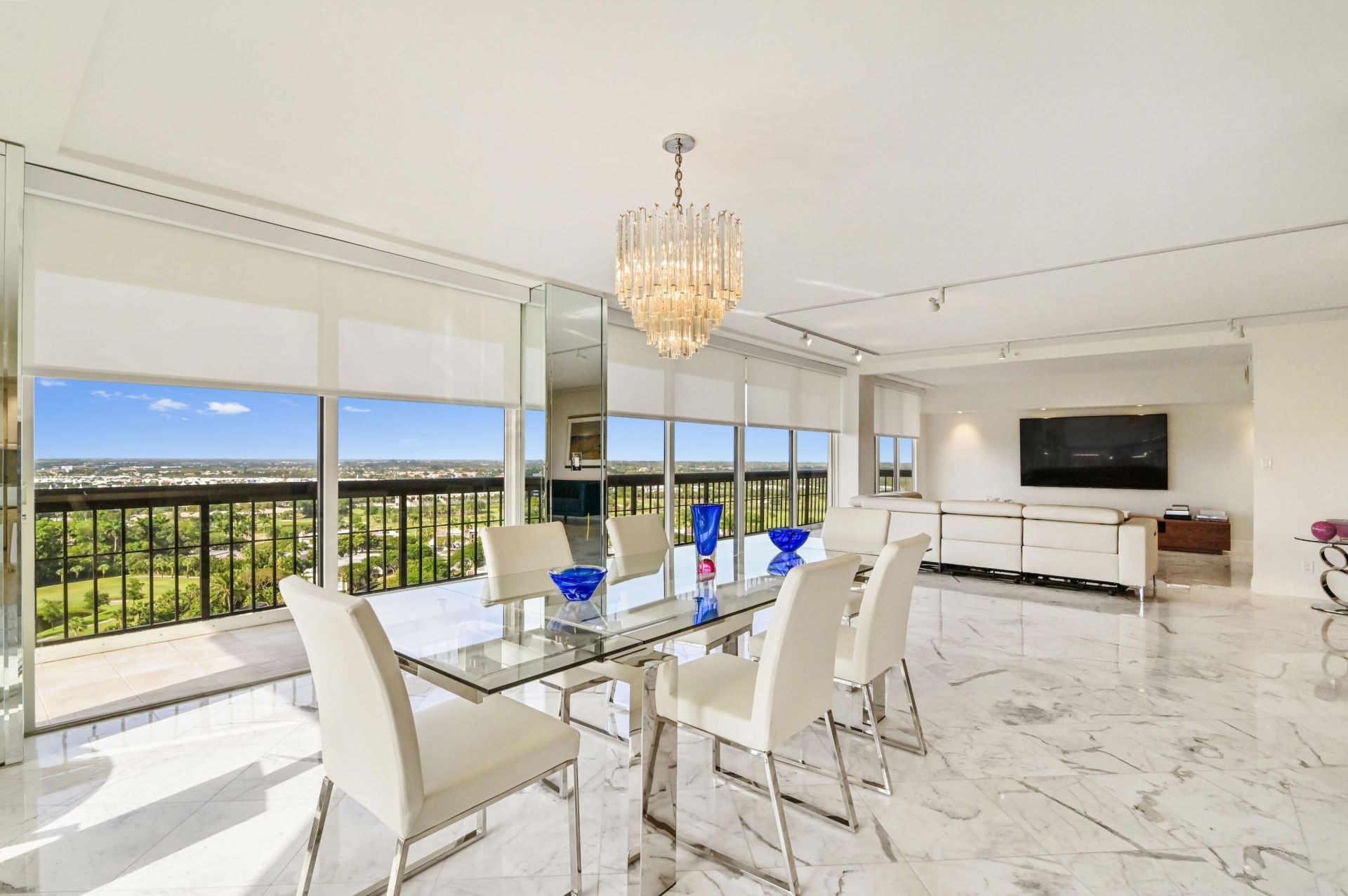 1900 Consulate Place, Unit 1704, West Palm Beach, FL 33401 Photo