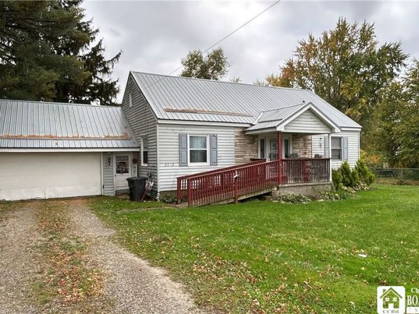 2183 Main Street , Lawtons, NY 14091