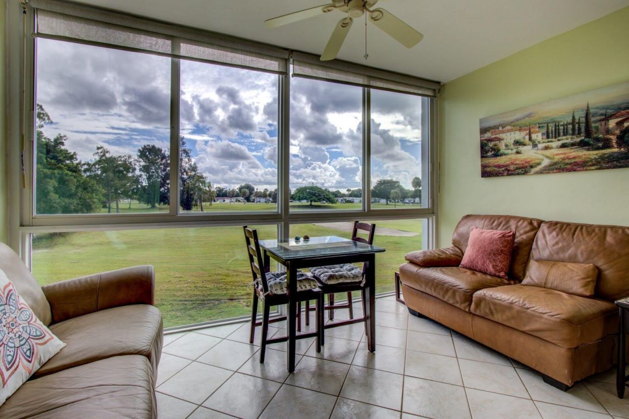 7807 Golf Cir Drive, Unit 202, Margate, FL 33063 Photo