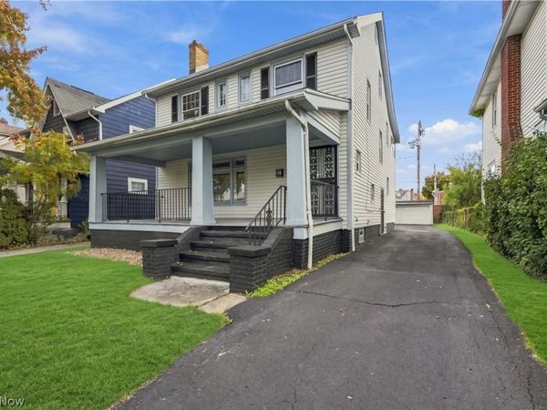 2119 Hampstead Road, Cleveland Heights, OH 44118