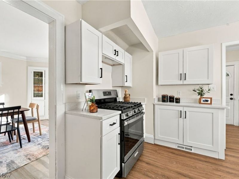 2119 Hampstead Road, Cleveland Heights, OH 44118 Photo 11