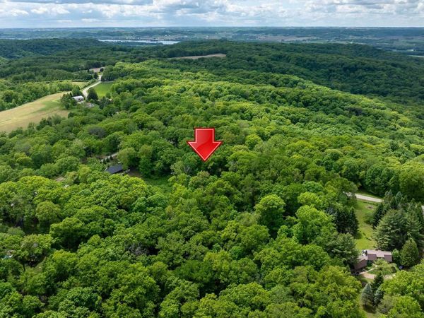 3199 S Rocky Hill Road, GALENA, IL 61036