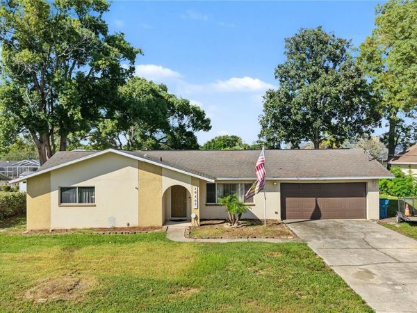 10465 MAYFLOWER ROAD , SPRING HILL, FL 34608