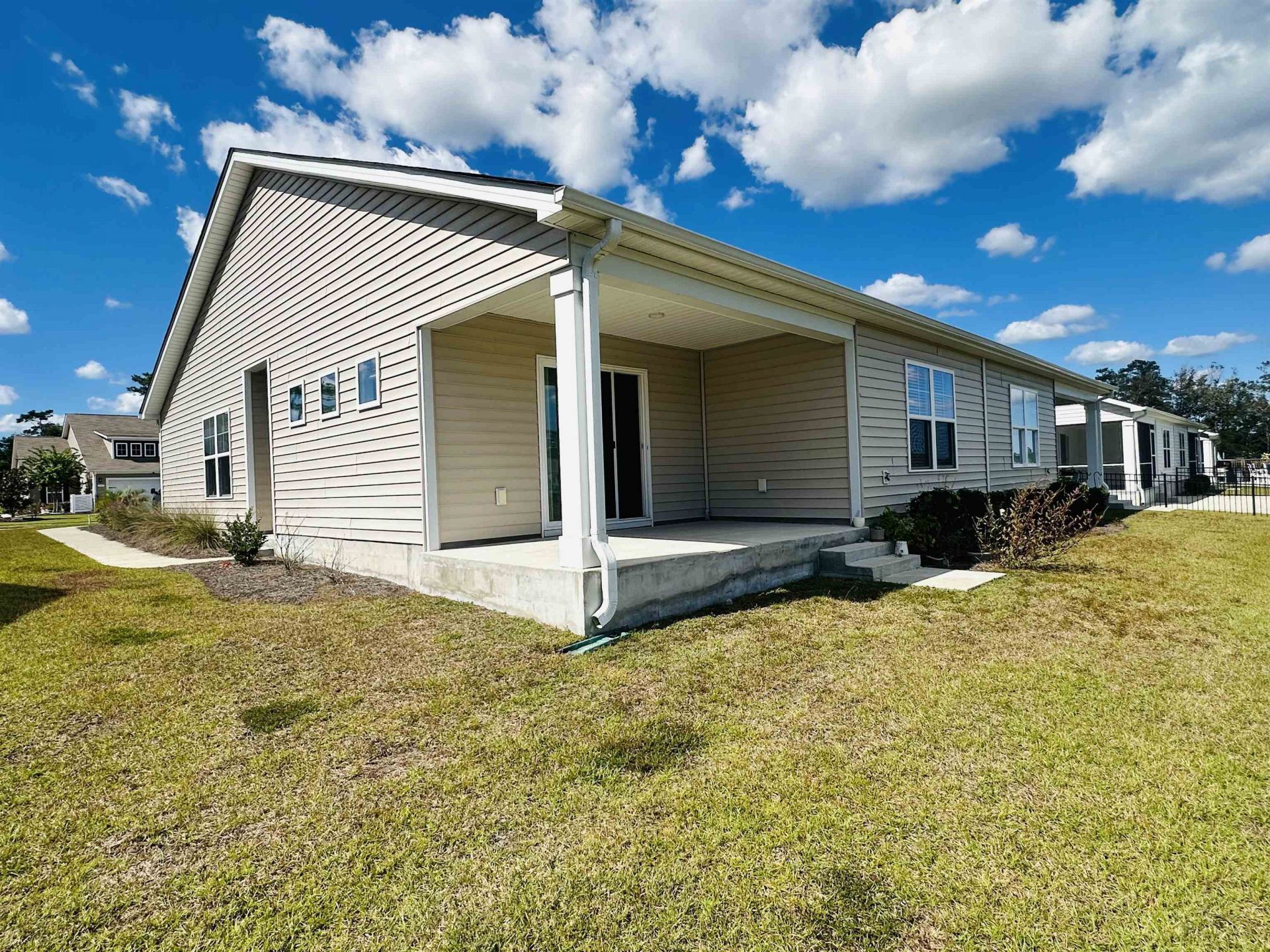 368 Logan St.  Photo 18