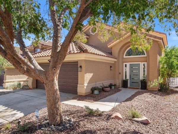 8325 Sky Canyon Court , Las Vegas, NV 89128