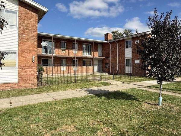 10420 Whittier Avenue, Detroit, MI 48224