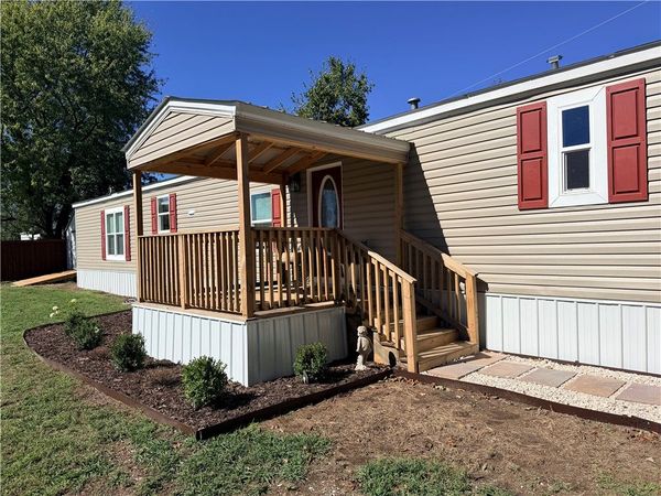 165 E Kirby Street , Colcord, OK 74338