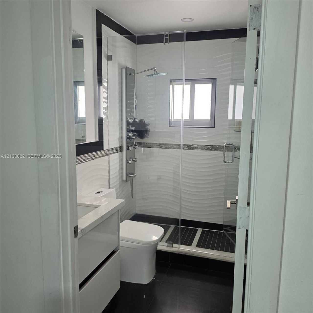 8943 NW 112th Ter , Hialeah Gardens, FL 33018 Photo