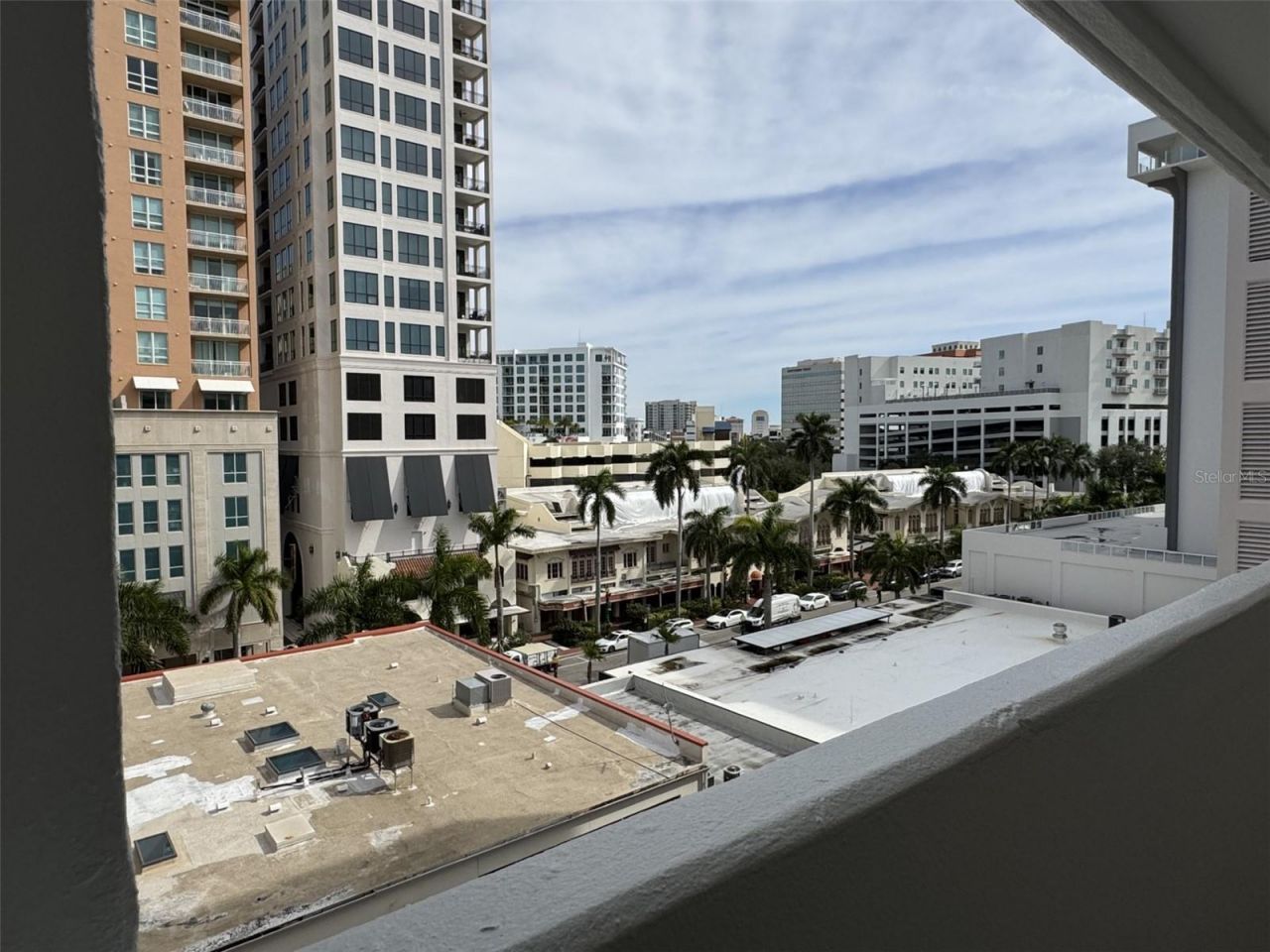 33 S Gulfstream Avenue, Unit 702, Sarasota, FL 34236 Photo