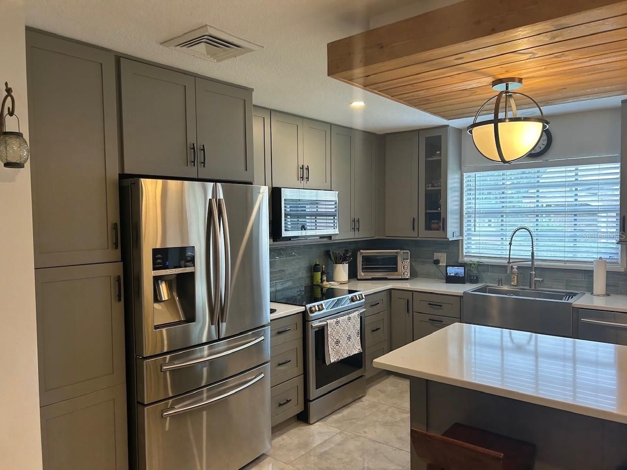 100 Palm Lake Court , Longwood, FL 32779 Photo