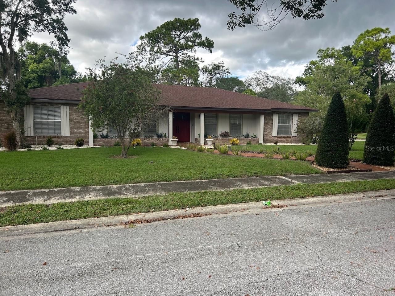 100 Palm Lake Court , Longwood, FL 32779 Photo