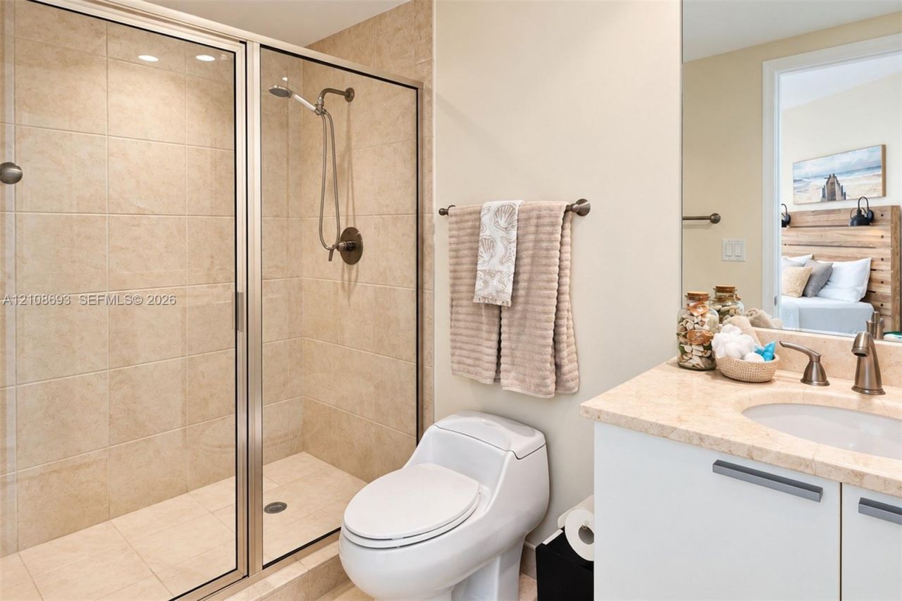 231 Riverside Dr , Unit 1210, Daytona, FL 32117 Photo