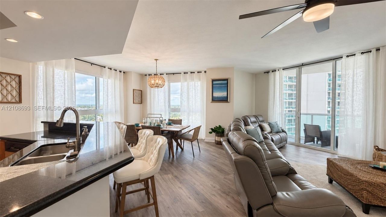 231 Riverside Dr , Unit 1210, Daytona, FL 32117 Photo