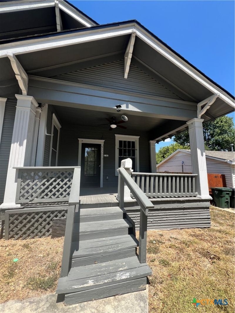 902 E Central Avenue, Temple, TX 76501 Main Photo