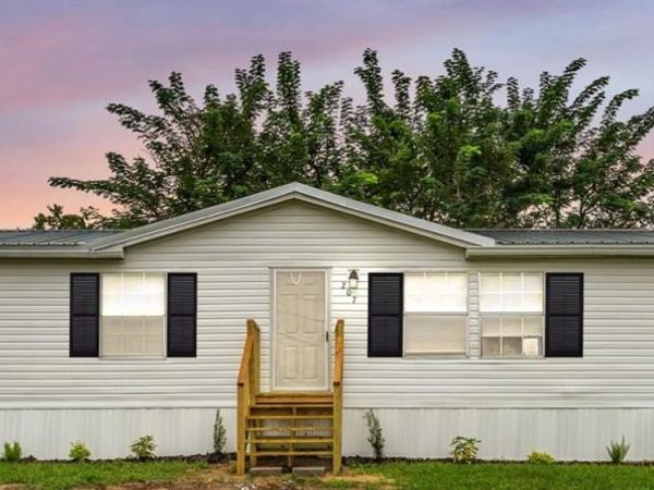 207 BRADBURY ROAD , HAINES CITY, FL 33844