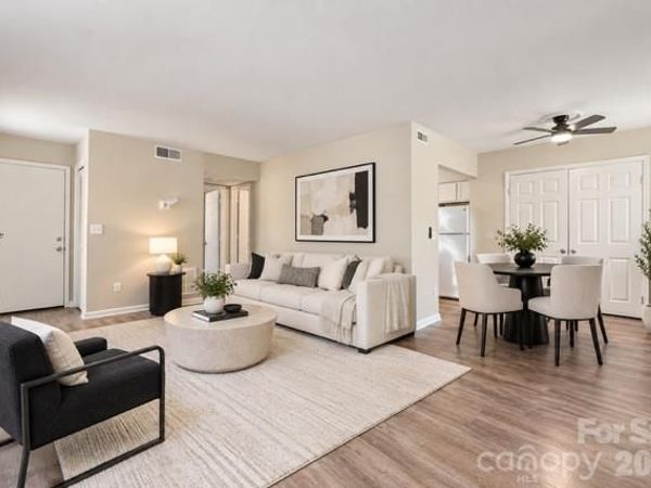 3201 Heathstead Place, Charlotte, NC 28210