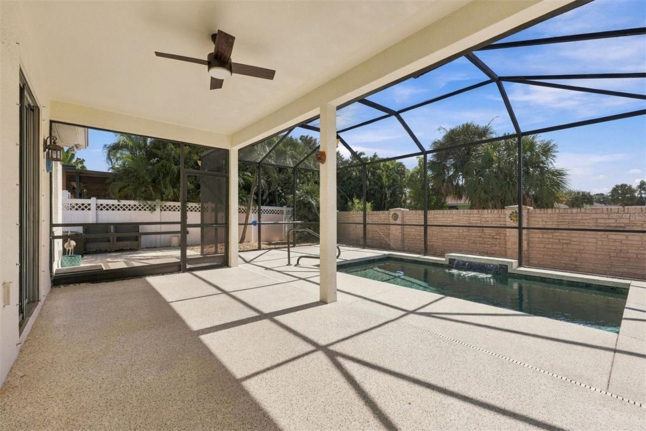 318 65th Avenue E, Bradenton, FL 34203 Photo