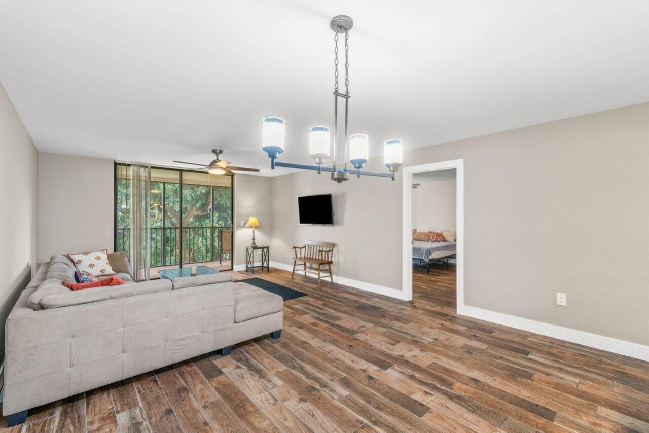 1555 S Federal Highway, Unit 203, Delray Beach, FL 33483 Photo