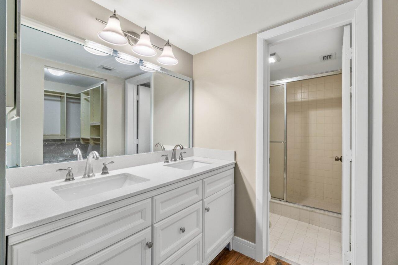 1555 S Federal Highway, Unit 203, Delray Beach, FL 33483 Photo