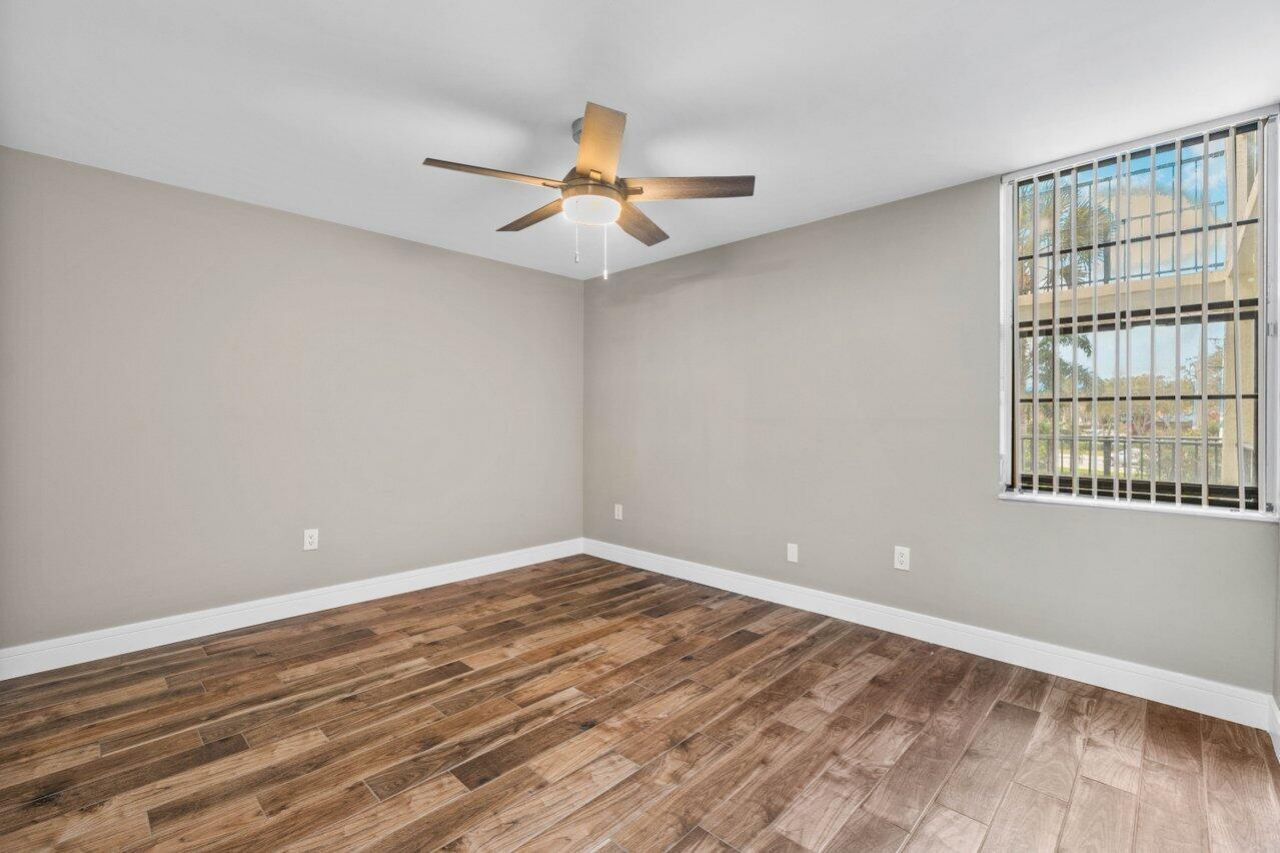 1555 S Federal Highway, Unit 203, Delray Beach, FL 33483 Photo