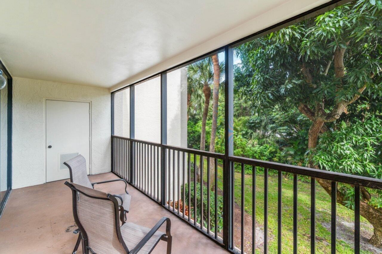 1555 S Federal Highway, Unit 203, Delray Beach, FL 33483 Photo