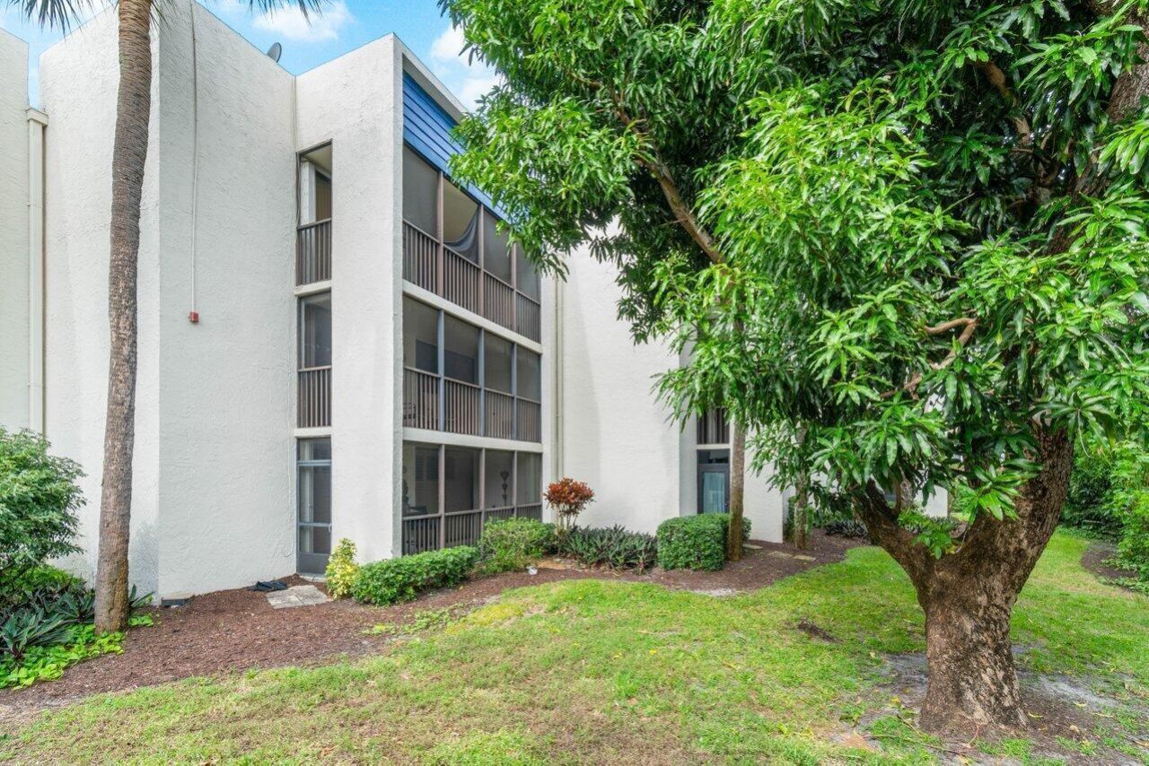 1555 S Federal Highway, Unit 203, Delray Beach, FL 33483 Photo