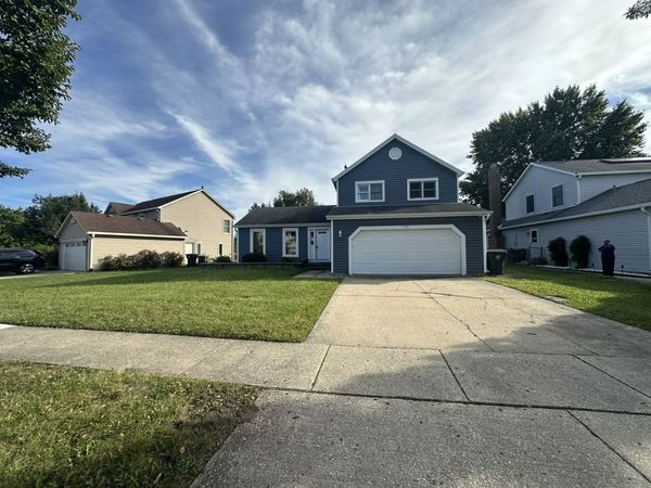 1105 Wilmington Lane, Hoffman Estates, IL 60169