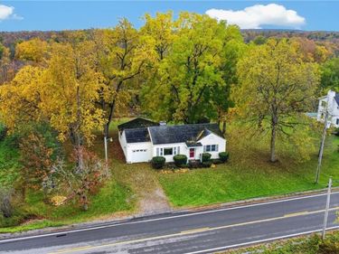 6962 Cooper St, Westmoreland, NY 13490