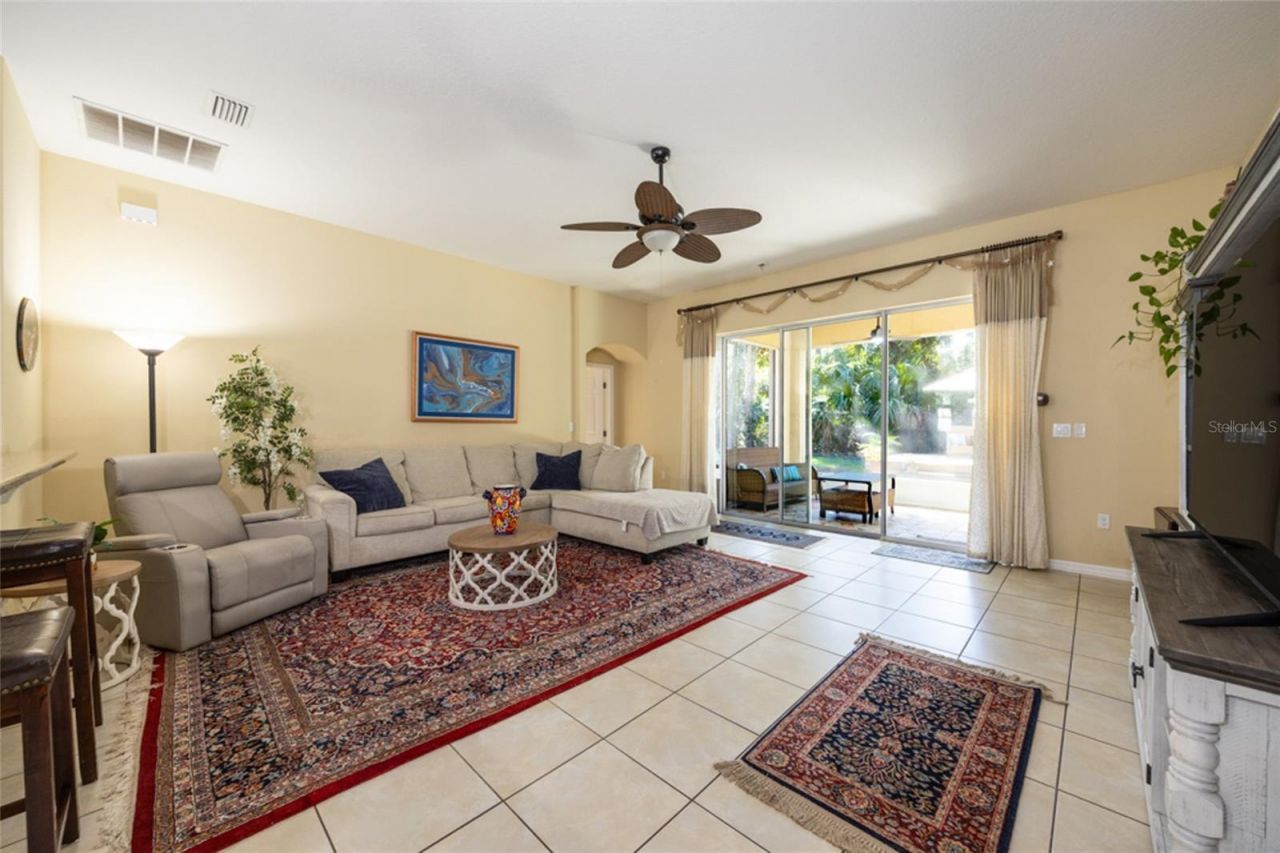 19 Seckel Court , Palm Coast, FL 32137 Photo