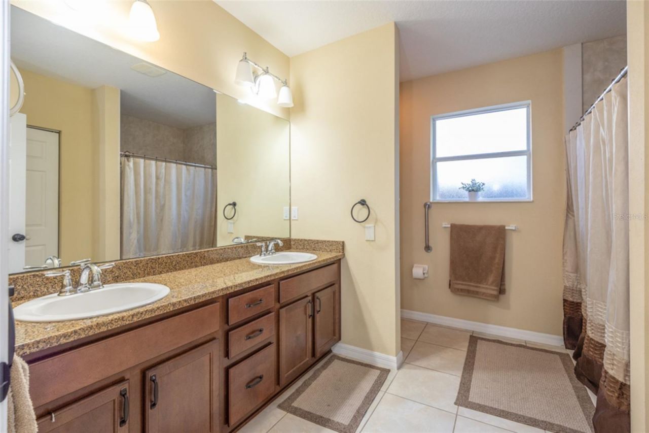 19 Seckel Court , Palm Coast, FL 32137 Photo