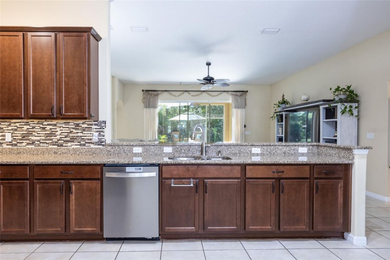 19 Seckel Court , Palm Coast, FL 32137 Photo