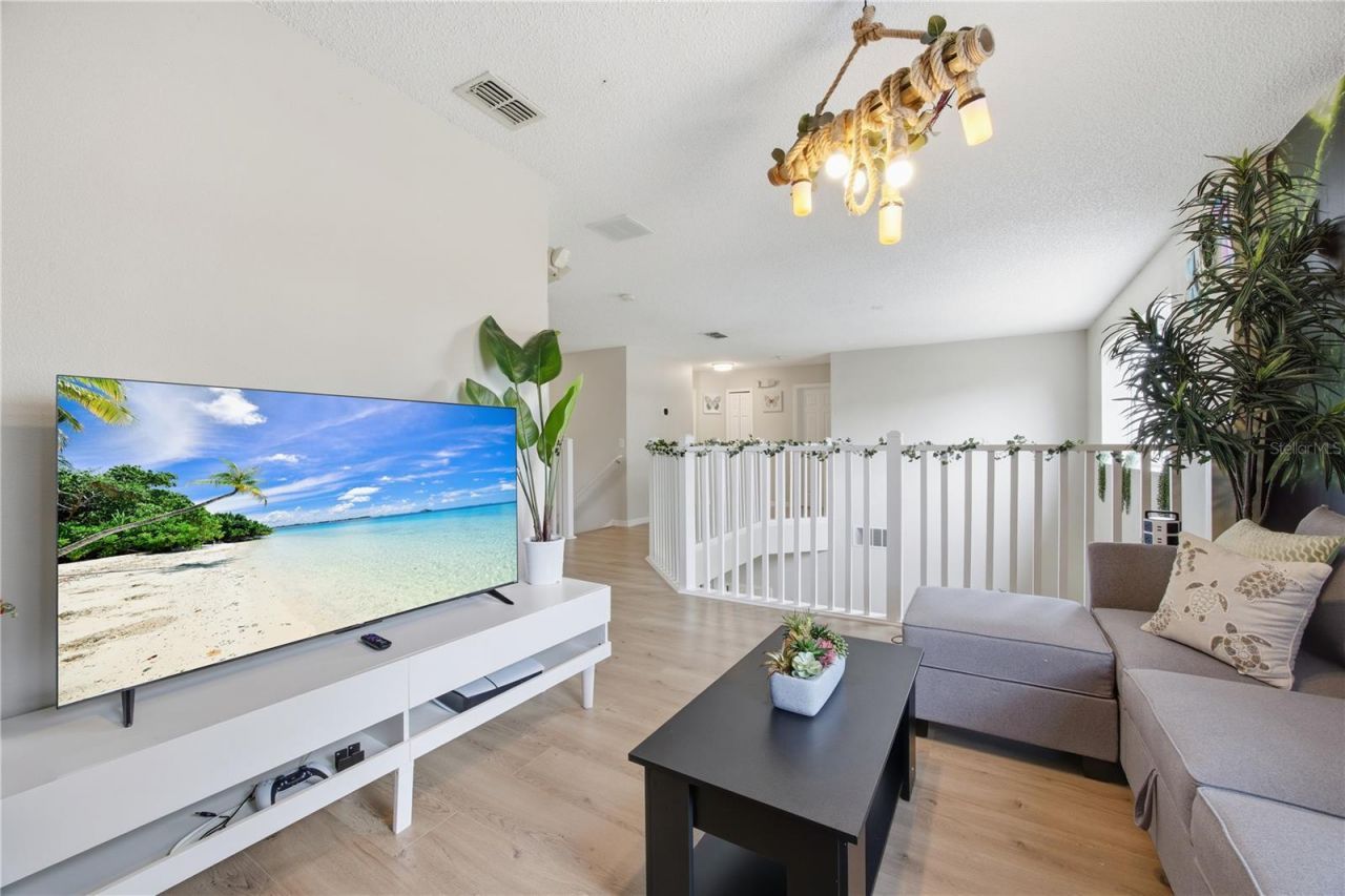 2658 Emerald Island Boulevard , Kissimmee, FL 34747 Photo