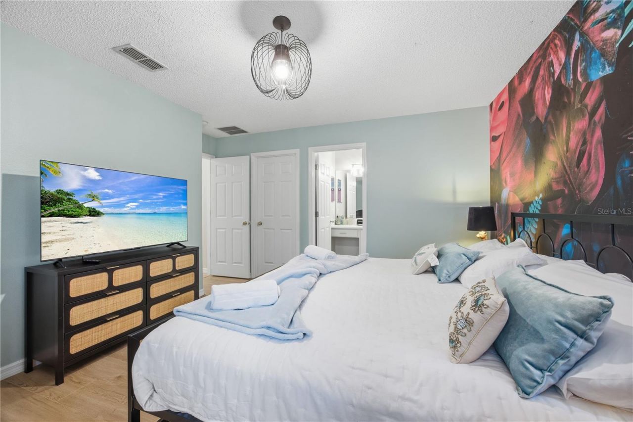 2658 Emerald Island Boulevard , Kissimmee, FL 34747 Photo