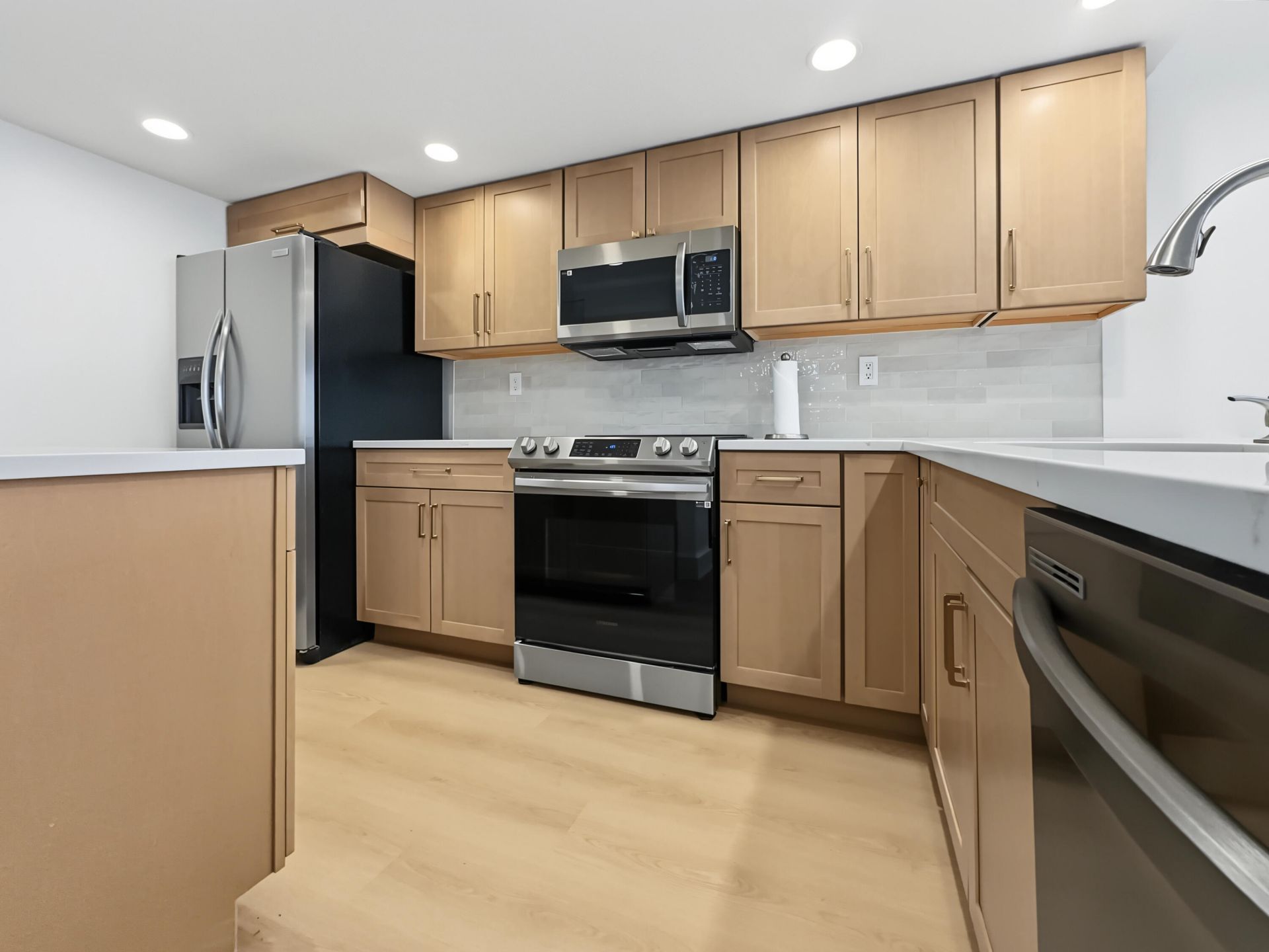12 Royal Palm Way, Unit 2050, Boca Raton, FL 33432 Photo