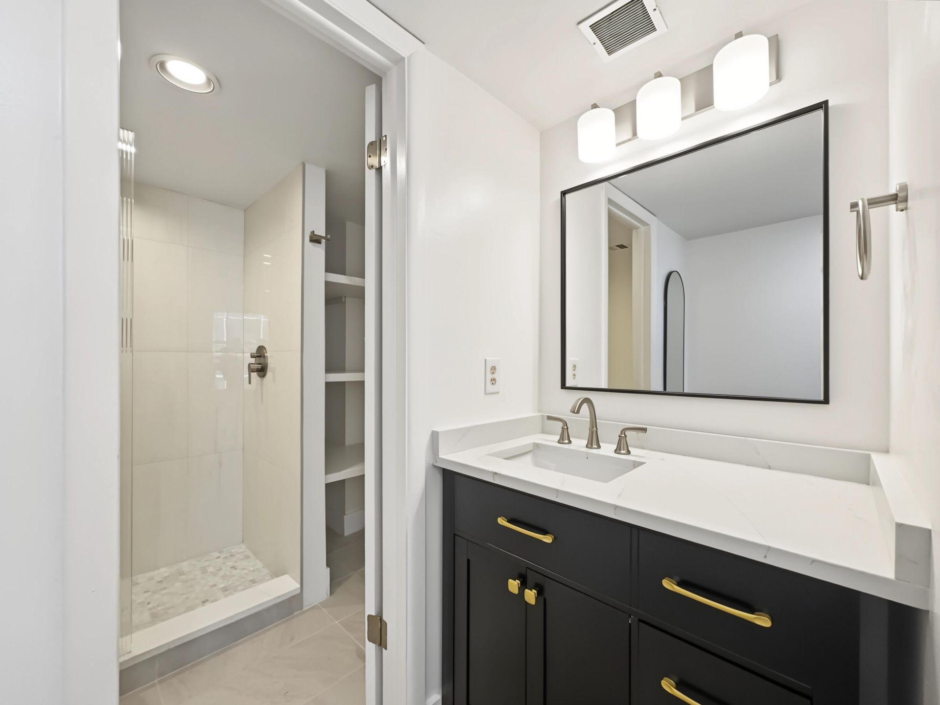 12 Royal Palm Way, Unit 2050, Boca Raton, FL 33432 Photo