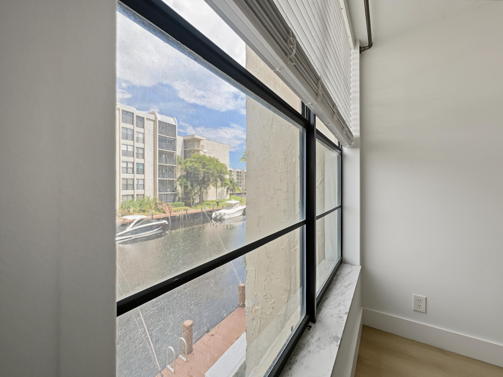 12 Royal Palm Way, Unit 2050, Boca Raton, FL 33432 Photo